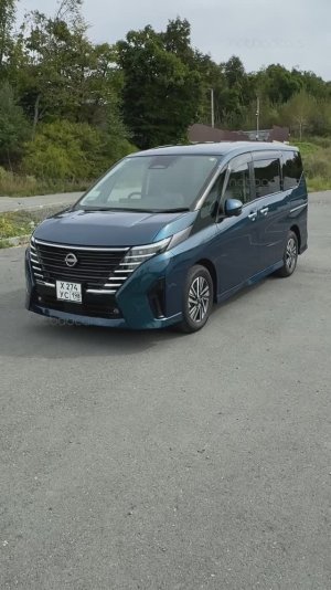 Nissan Serena e-Power LUXION 2023 года