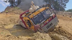 Off-Road. Застрявший в песчаном болоте – сможет ли грузовик Татра 815 6x6 выбраться