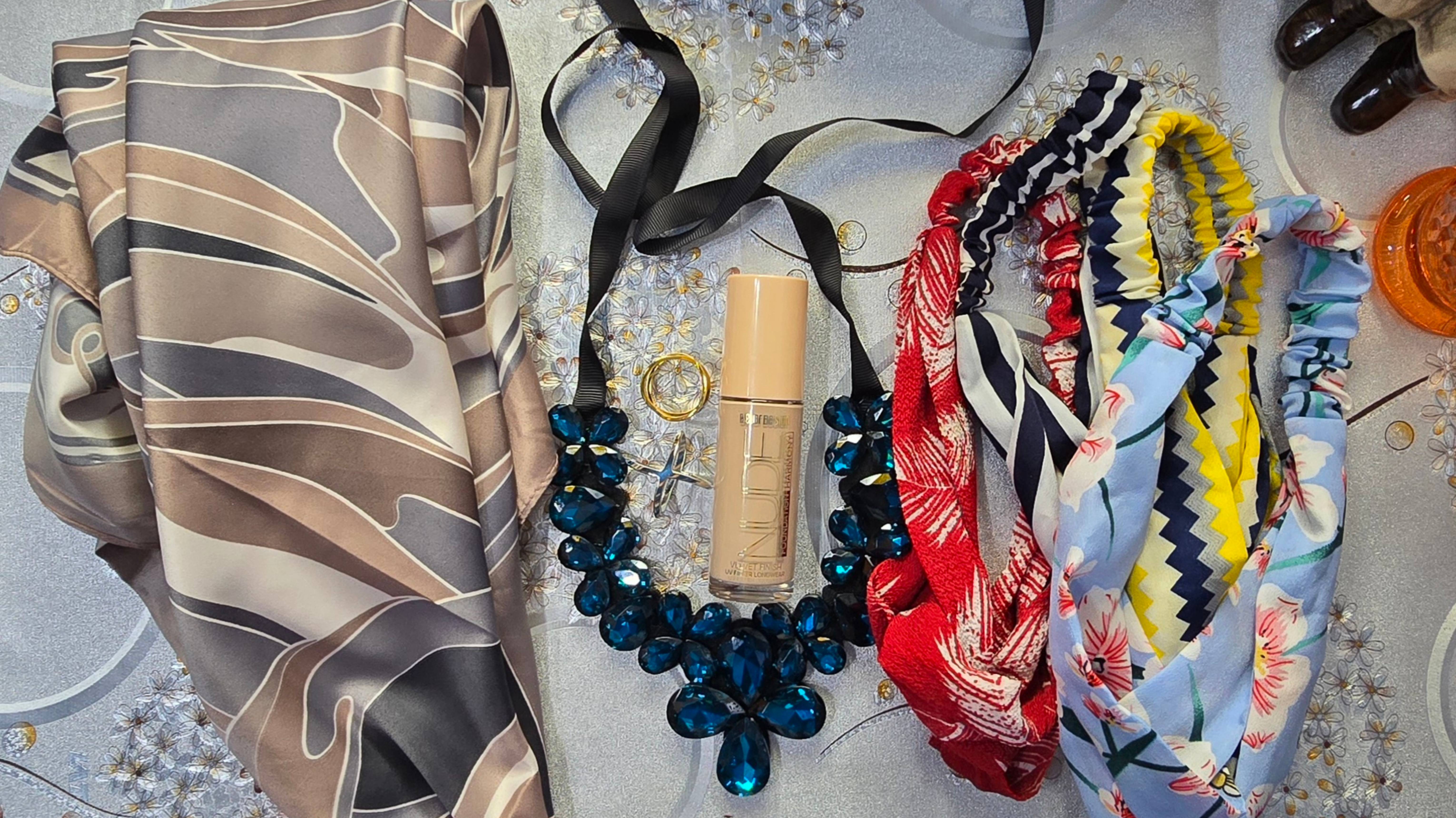 Пойдёмте прогуляемся на Озон за 🎁 от Катюши 🤗 Распаковка и обзор подарков 💃 смотреть онлайн