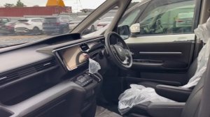 Обзор Honda Stepwagon Spada : рестайлинг 2016 vs 2018