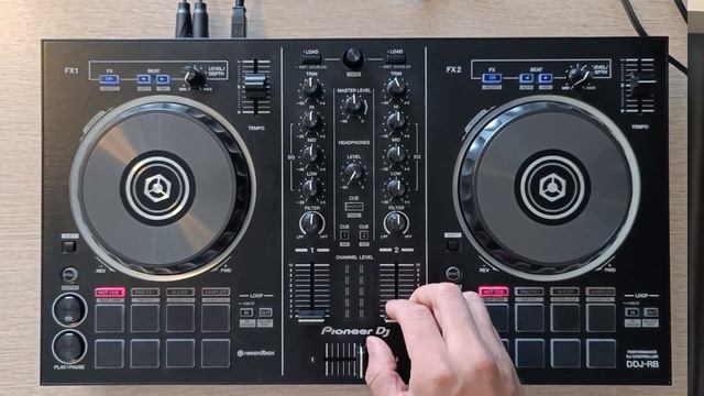 Pioneer DDJ RB - всё ещё актуален?
