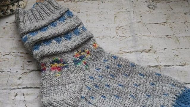 Получила подарок, в сп, "Носочки с Таней 2025", в конкурсе " Дождик шлёпает по лужам" смотреть онлайн