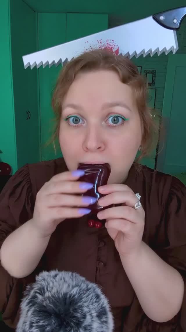 АСМР Огромный мармелад в виде Колы 🫨 ASMR eating/mukbang #асмр #asmr смотреть онлайн