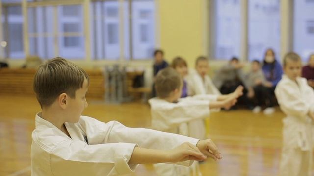 Папа года -2025. Номинация "Отцы - активные помощники образовательных учреждений". смотреть онлайн