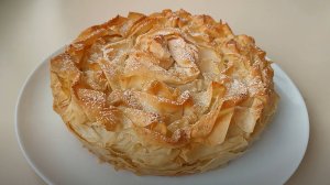 Шарлотка с тестом фило