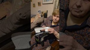 Моя любимая мама о наших профессиональных хоккейных коньках V76.