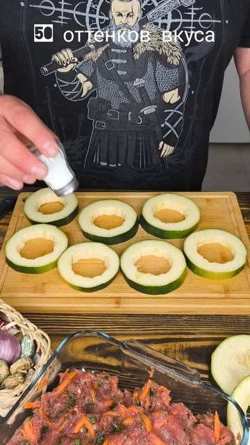 кабачки с мясом в духовке