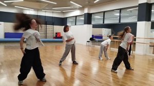 VID_20250924_213904_884