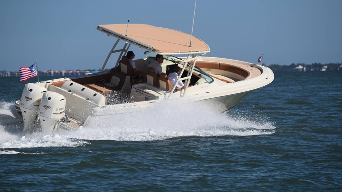 Катер Chris-Craft Calypso 28 смотреть онлайн