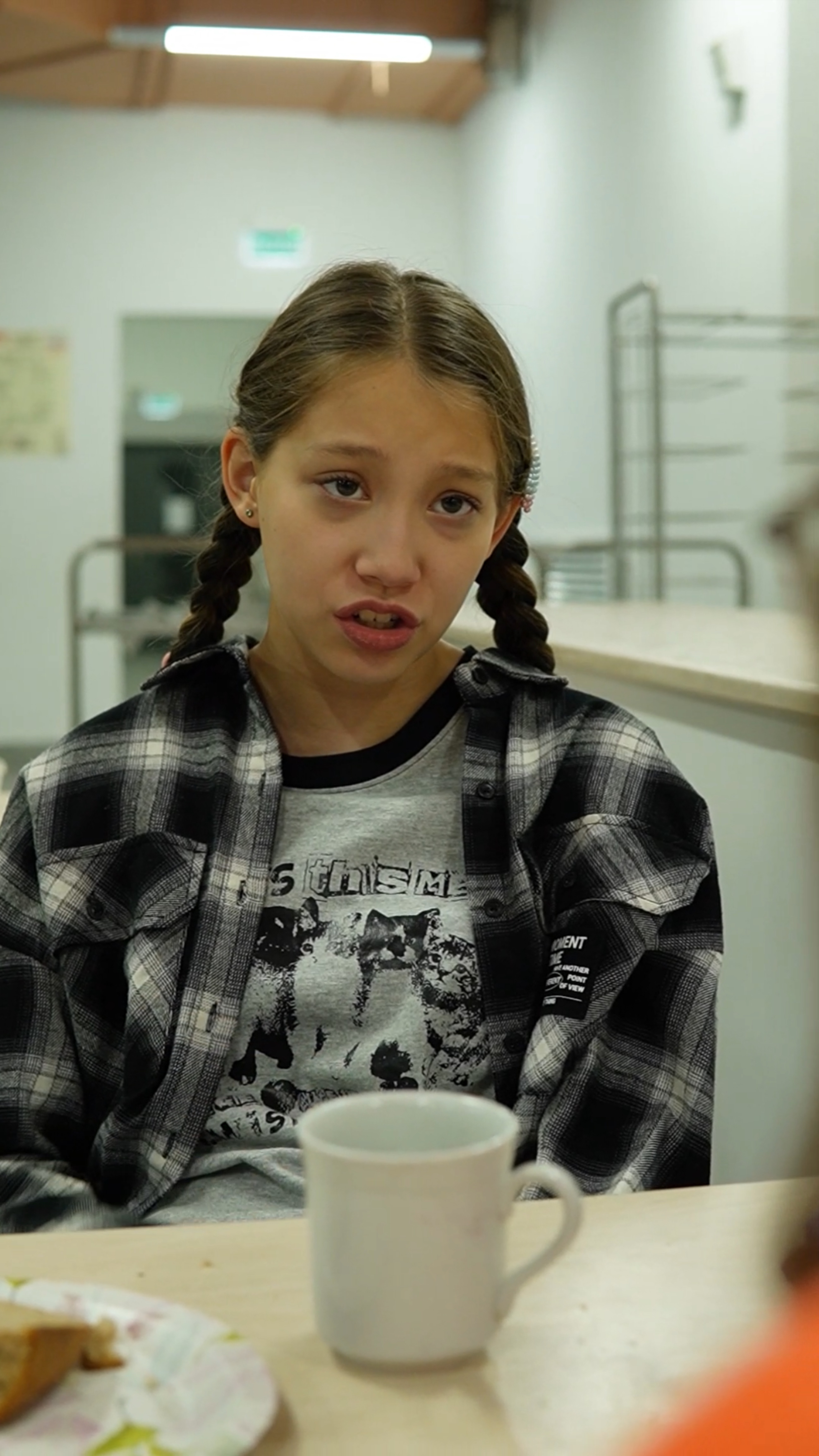 Что важнее: лайки в сети или настоящая дружба? смотреть онлайн