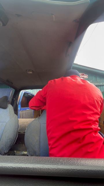 Сузуки эскудо -синий квадрат