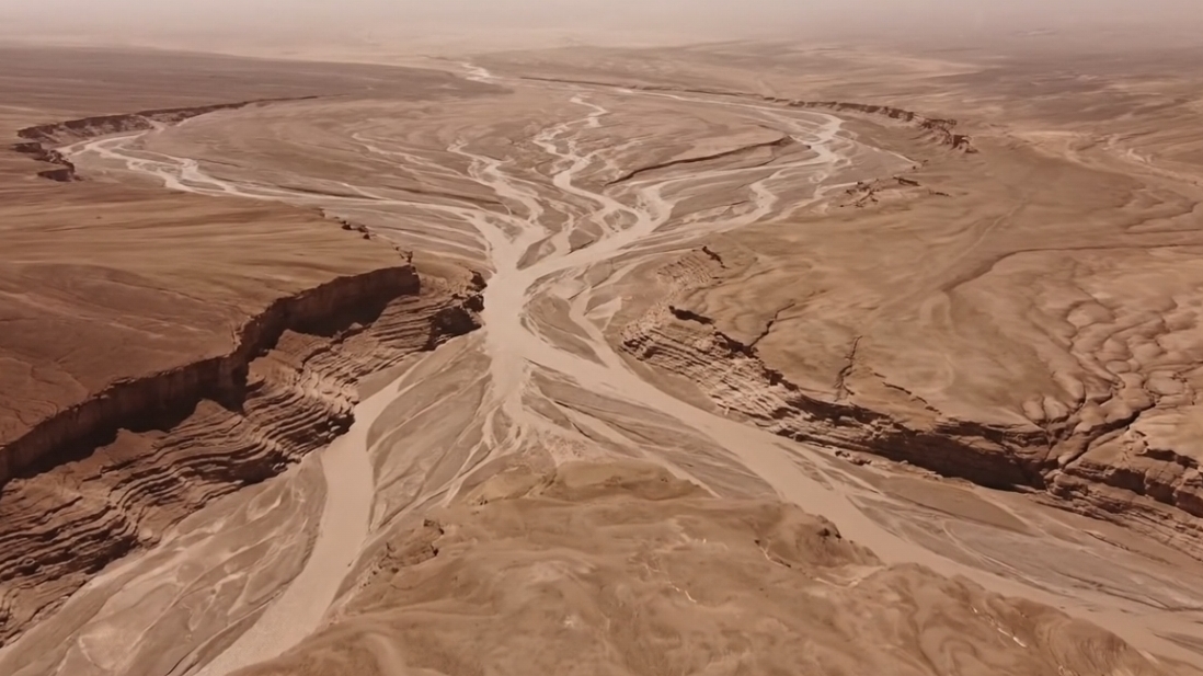 Марс за 8 секунд: синий закат и полёт над Олимпом смотреть онлайн