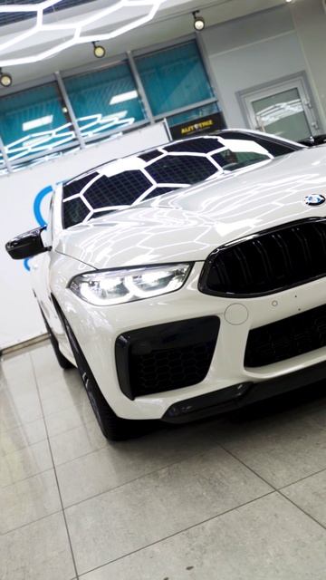 BMW M8 Competition