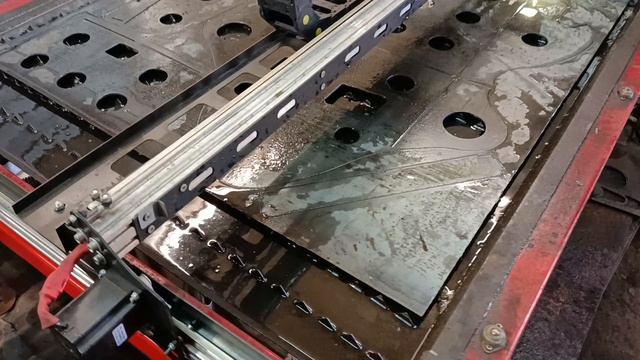 ЧПУ плазморез. вырезаем сиденье на багги.