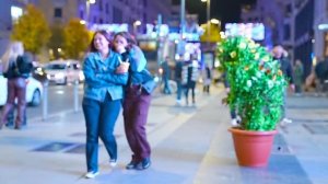 Bushman Prank_ The Bush That Scares Everyone in Madrid !!!