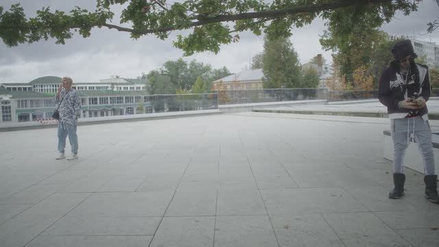 Уличные танцы Street dancing смотреть онлайн