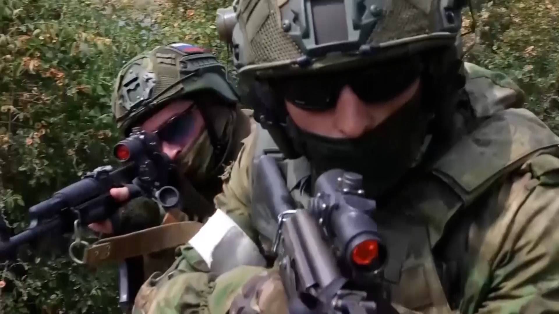 СЕВЕРО-КАВКАЗСКОМУ ОРДЕНА ЖУКОВА ОКРУГУ РОСГВАРДИИ ИСПОЛНИЛОСЬ 8 ЛЕТ смотреть онлайн