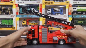 Игрушечная пожарная машина