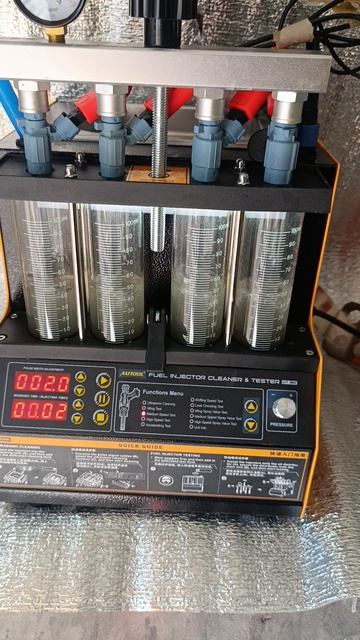 Диагностика и промывка форсунок на стенде.