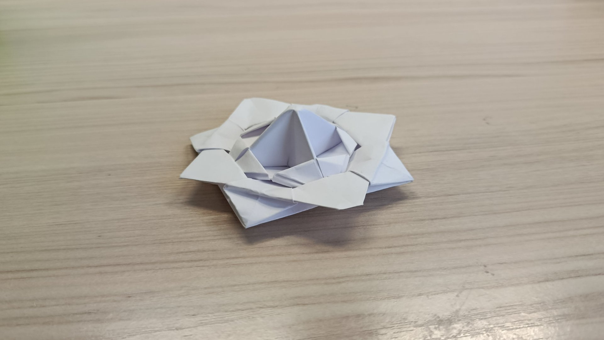 как сделать лёгкий волчок из бумаги смотреть онлайн