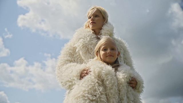 Семейная коллекция Осень'25-Зима'26 I «Снежная Королева» — российский бренд мужской и женской одежды смотреть онлайн