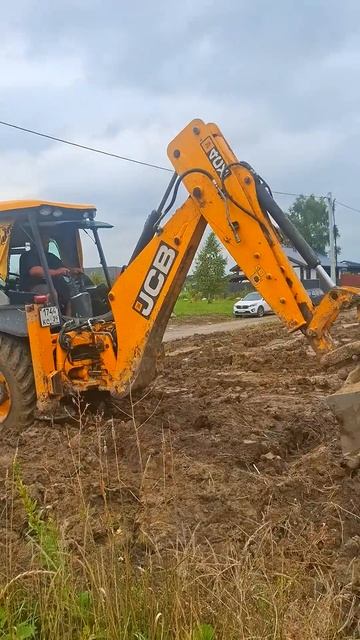 ❓ЗАЧЕМ JCB СЮДА полез #спецтехника #jcb #трактор #стройка #грязь #объект #участок #работа #юмор #рек смотреть онлайн