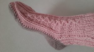 НОСКИ на двух спицах.