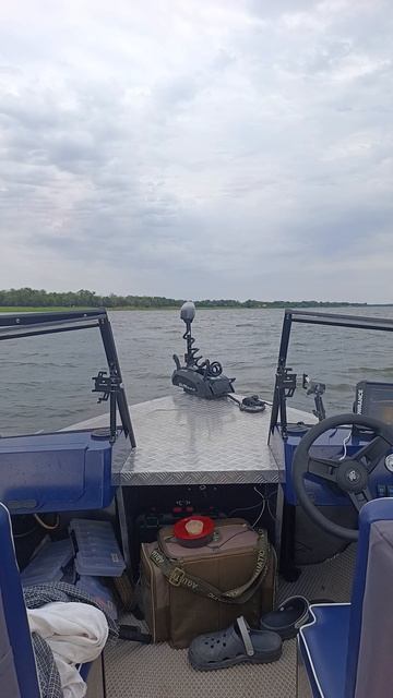 троллинг на электро моторе Sea-Pro на лодке Салют 460