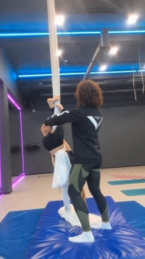 я на тренировки в спорт зале
