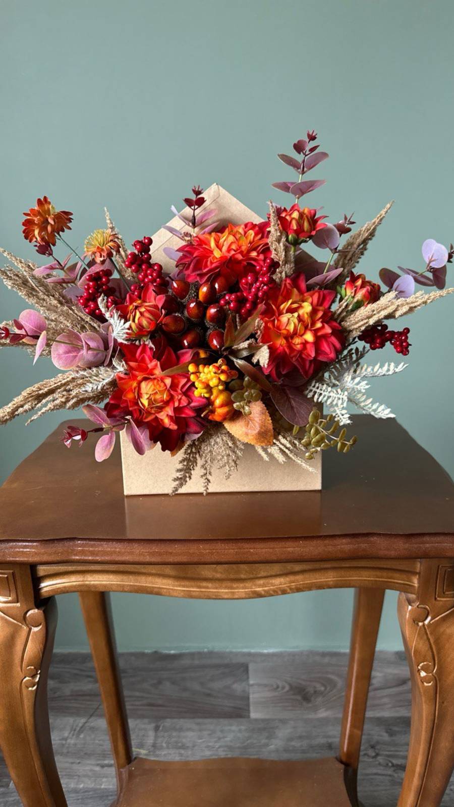 Композиция в конверте.