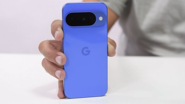 Обзор Google Pixel 10. В этом году удивил! Лучше взять его чем PRO! / Арстайл /