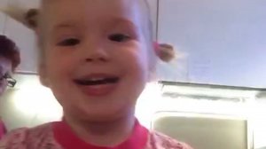 Привет. Я Аня! / Hello! I'm Ann!