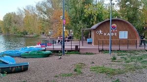 Магнитогорск, прогулка в парке у Вечного огня, прибрежная зона реки Урал (23.09.2025)