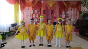 Танец "Солнечные зайчики"