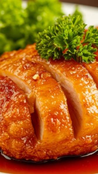 Куриная грудка в соевом соусе с медом и чесноком