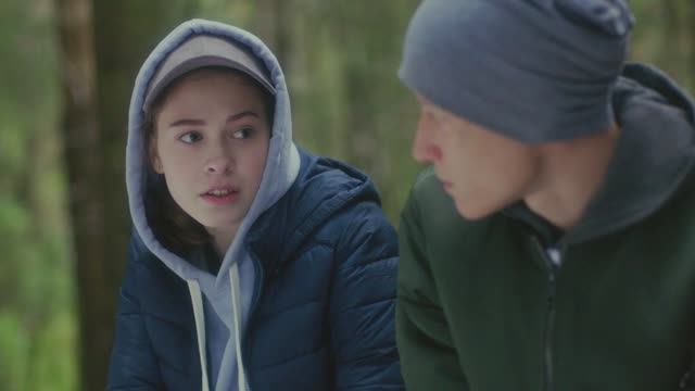 КОНЬ ИЗАБЕЛЛОВОЙ МАСТИ - 2 серия смотреть онлайн