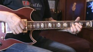 -ТА КОТОРАЯ УХОДИТ В ДОЖДЬ-А. ДЕРЖАВИН-(как играть на гитаре аккорды)