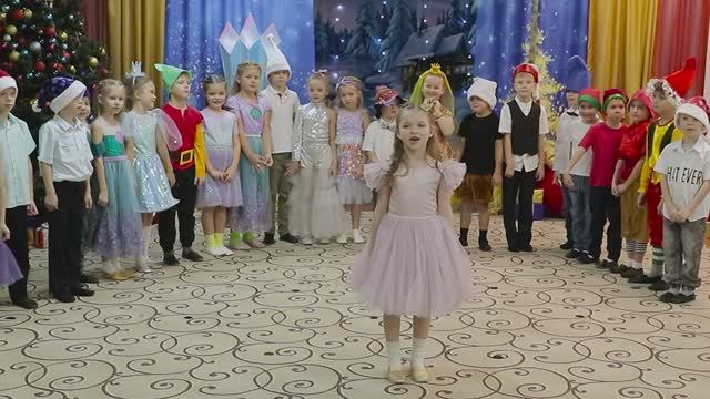 Новогодний праздник в детском саду. смотреть онлайн