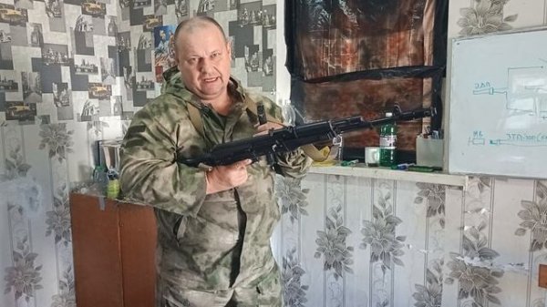 Автомат Калашникова шахта магазина