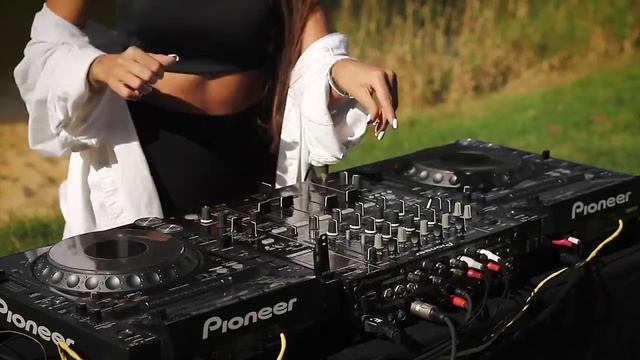 Armina - Live Wroclaw, Poland (Melodic Techno & Progressive House Dj Mix)