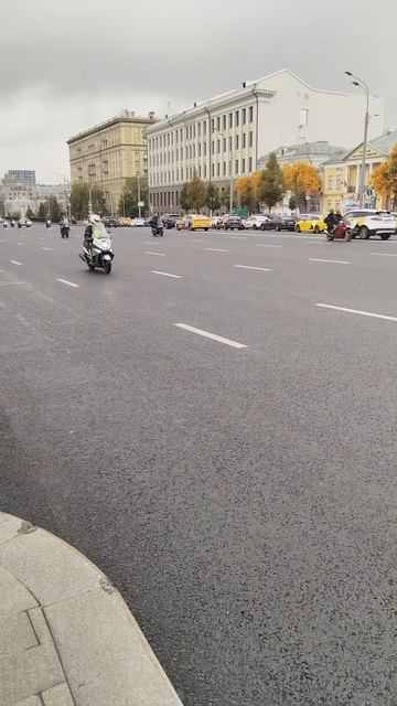 Финальный рывок мотосезона — как в Москве закрывали сезон-2025 (17) смотреть онлайн