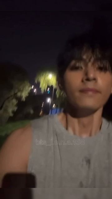 Эпизод 478 Тэхен влажный, с капельками пота после пробежки смотреть онлайн