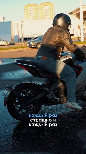 Спортбайк, который держит вас уверенно в любых условиях ⚡ смотреть онлайн