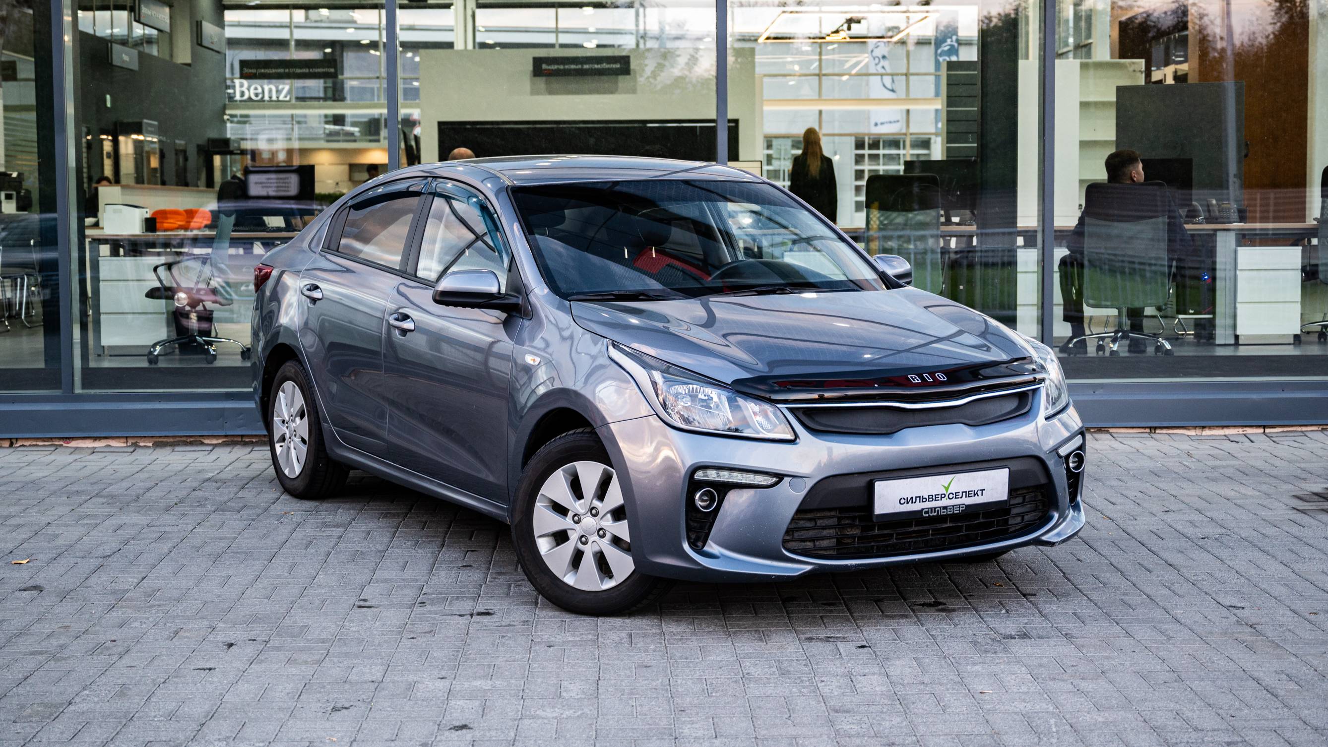 KIA Rio СЕРЫЙ смотреть онлайн