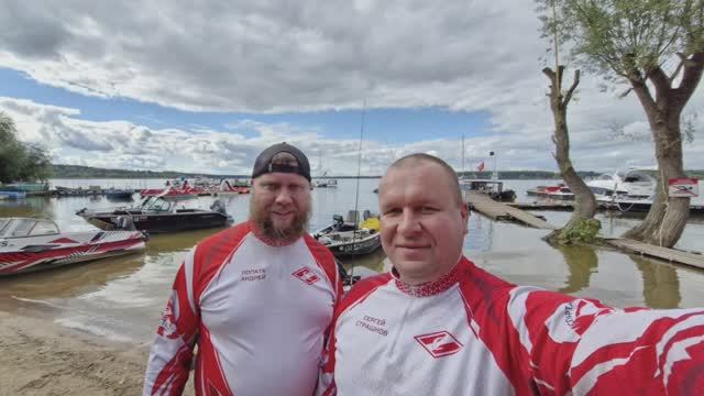 Клевый Движ на соревнованиях по спиннинговой ловле хищника с лодки.