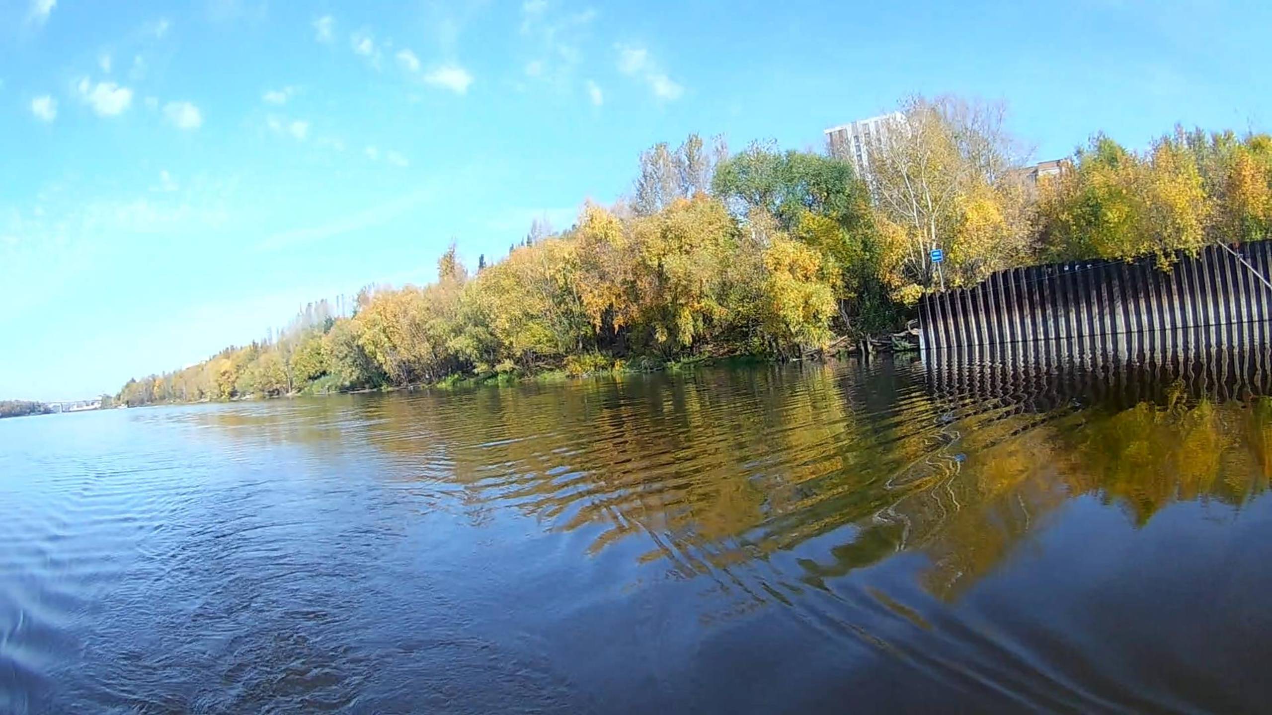 Обзор рыбных мест 25 09 2025 года №2 р.Иртыш г.Омск Рыбалка спиннингом, троллинг в затоне СРЗ.
