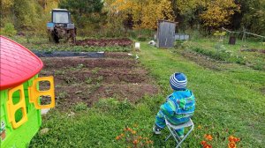 Я унылое ГОВНО, ничего не хочу, пожалейте меня/Новенькие игрушки/Синий трактор едет к нам/Фикс прайс