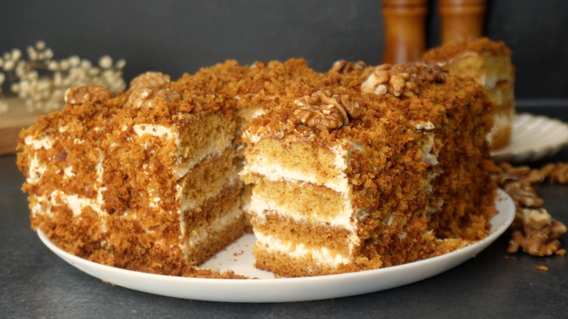 Медовик-экспресс без раскатки коржей за 15 минут смотреть онлайн