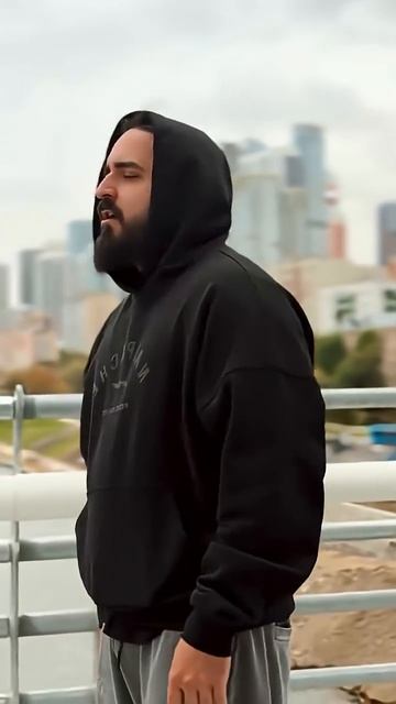 ПРЕМЬЕРА НОВОГО ТРЕКА Shami, Yasnaia - «В твоих объятиях», слушайте на всех площадках ❤️ смотреть онлайн