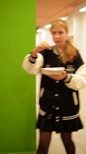 Почему такие злобные тетки работают в школе? #pov #story #povstory #sofyakhomova #актрисасоня #хомов